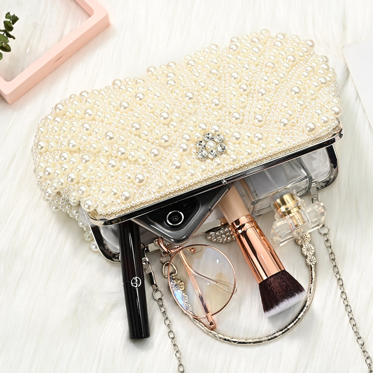 Women's Retro Elegant Pearl Clutch Banquet Commuting Fashion Dinner Bag