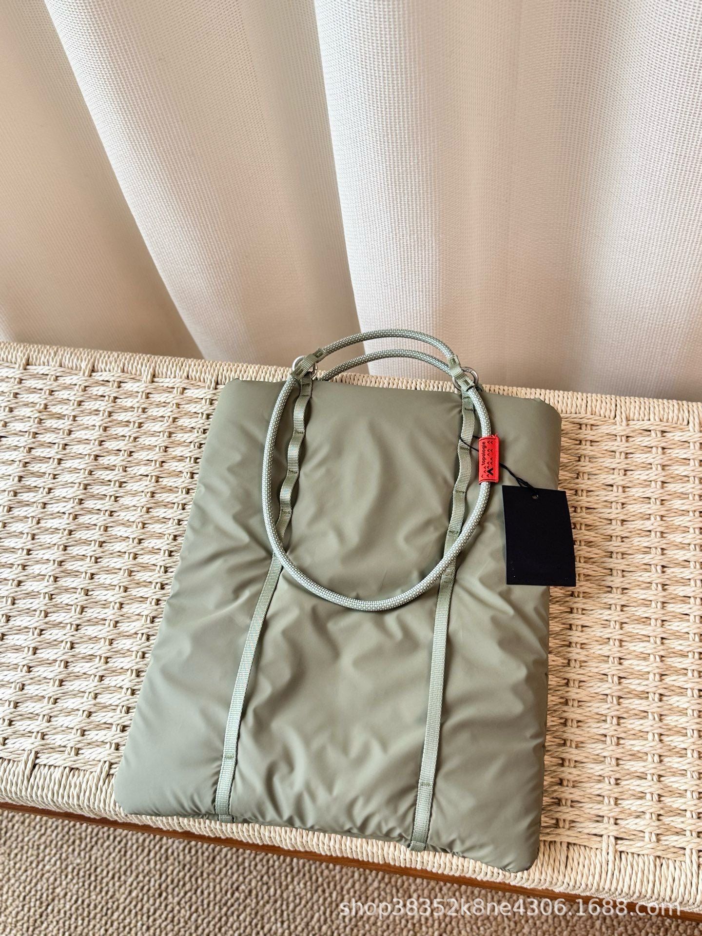 Women's & Men's Vertical Cloud Nylon Waterproof Lightweight Computer Bags