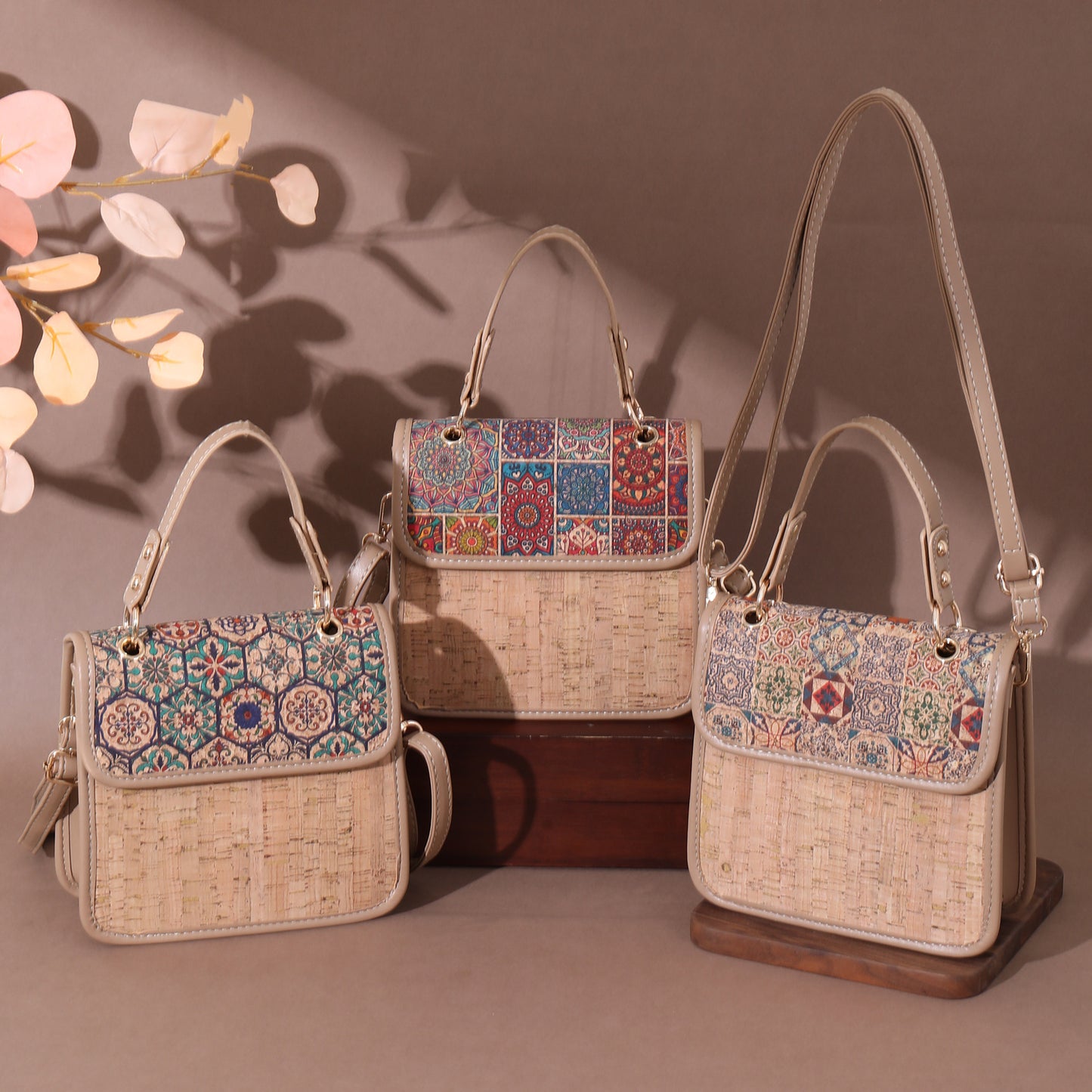 Women's Wooden Wood Outer Cork Lightweight Tree Leather Ethnic Style Women's Messenger Bag