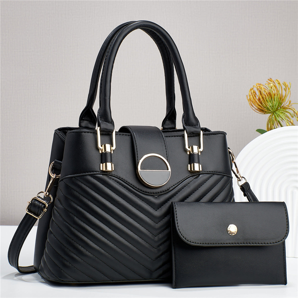 Women's Embroidered Portable Large Capacity Elegant Mother Fashion Women's Shoulder Bag