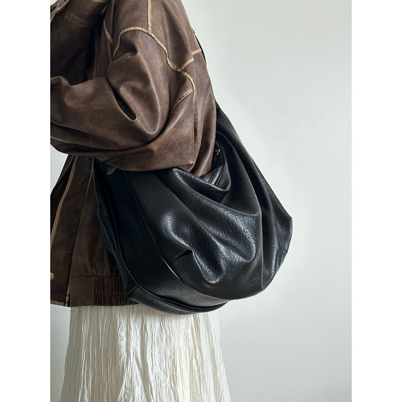 Women's Leather Large Capacity Black Dumpling Retro Tote Bag
