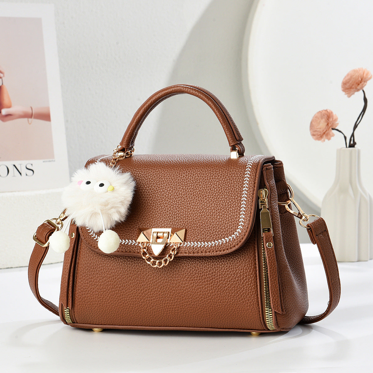 Elegant Women's Fashionable High-grade Fashion Retro Small Square Bags