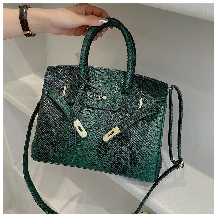 Women's Affordable Luxury Fashion High-grade Underarm Large Capacity Women's Shoulder Bag