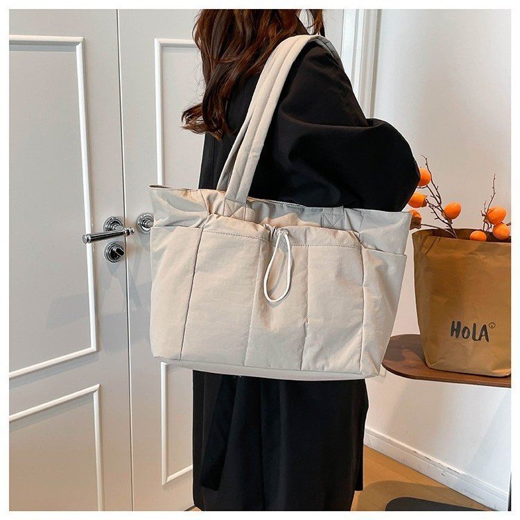 Classy Women's Quilted Convenient Commute Computer Women's Shoulder Bag