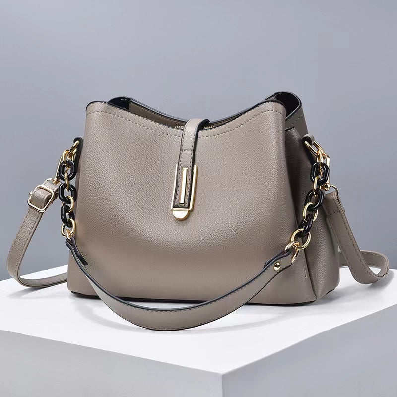 Women's Simple Fashion Shell Large Capacity Bags