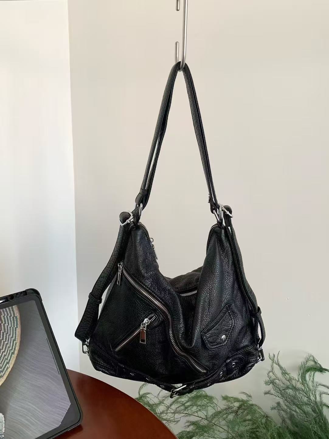 Dark Style Large Capacity Tooling Motorcycle High-grade Women's Messenger Bag