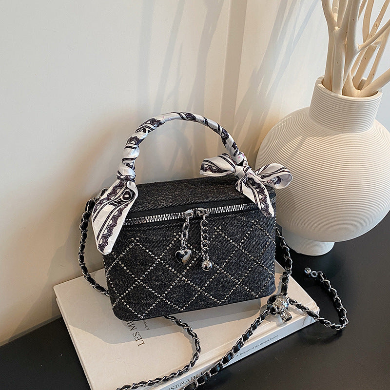 Women's Popular Niche Rhinestone Fashion Chain Portable Small Square Bag