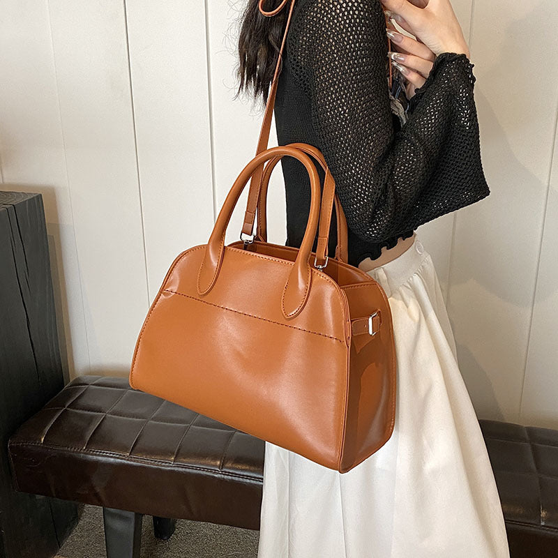 Women's Retro Large Capacity Portable Tide Women's Shoulder Bag