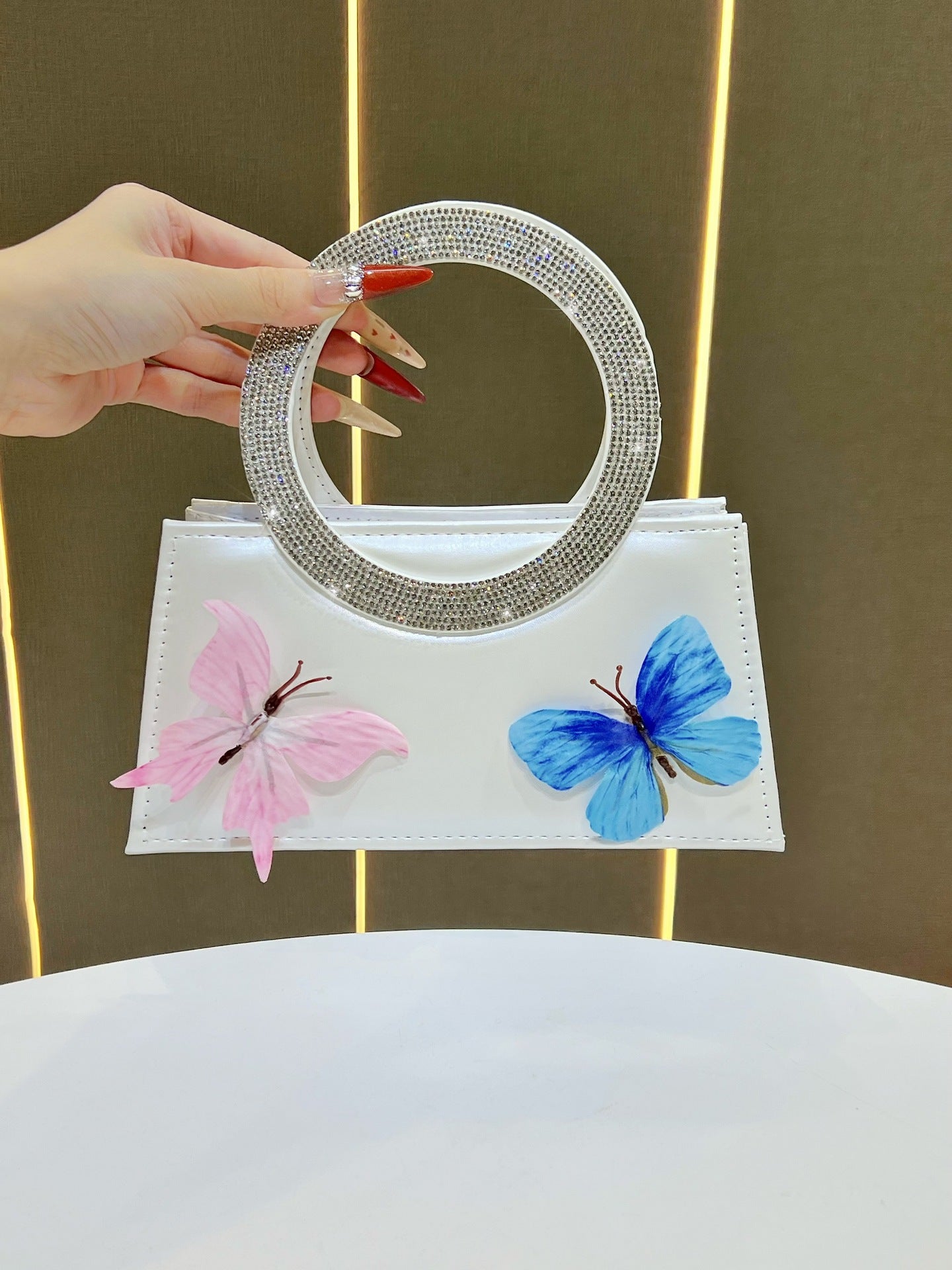 Niche Butterfly Fashionable High-grade Light Luxury Dinner Bag