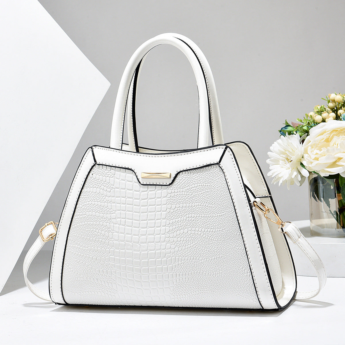 Trendy Casual Attractive Women's Niche Elegant Women's Messenger Bag
