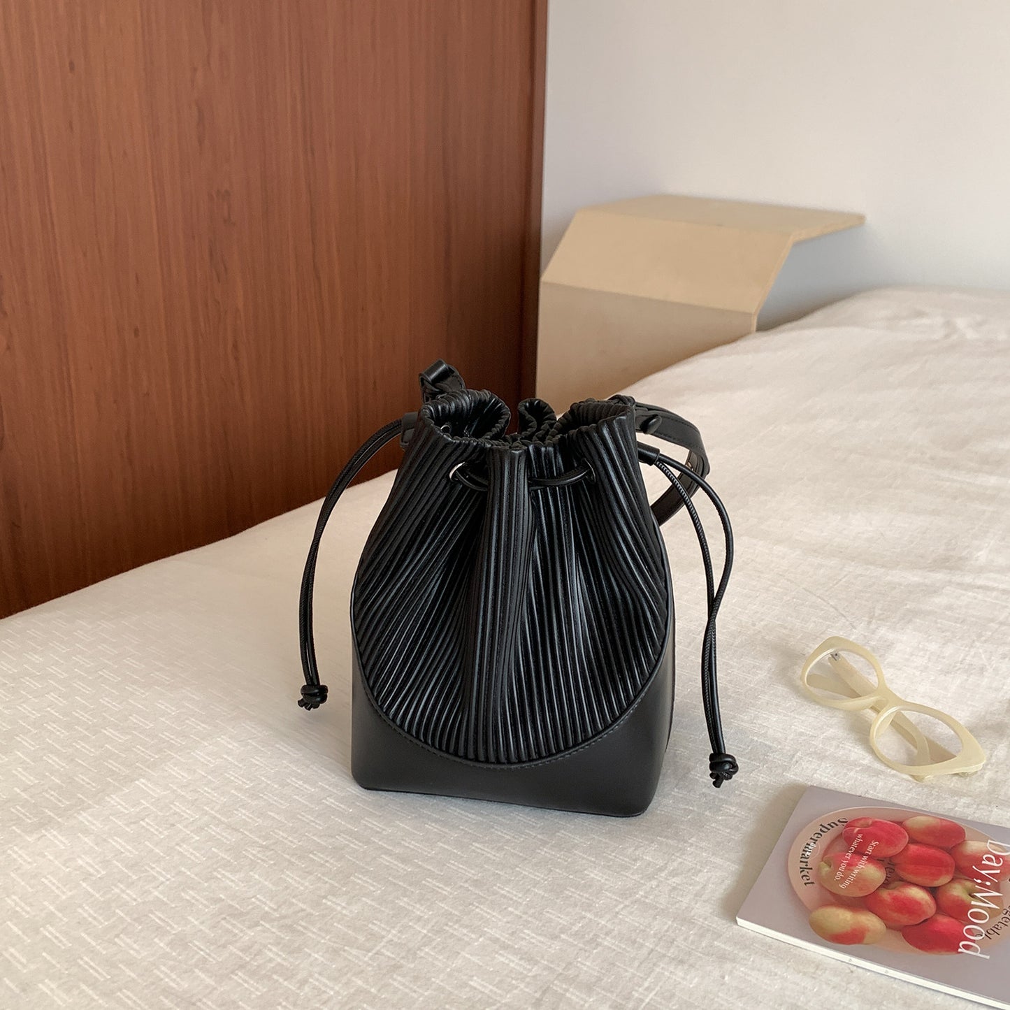 Women's High-grade Drawstring Stitching Design Korean Style Shoulder Bags