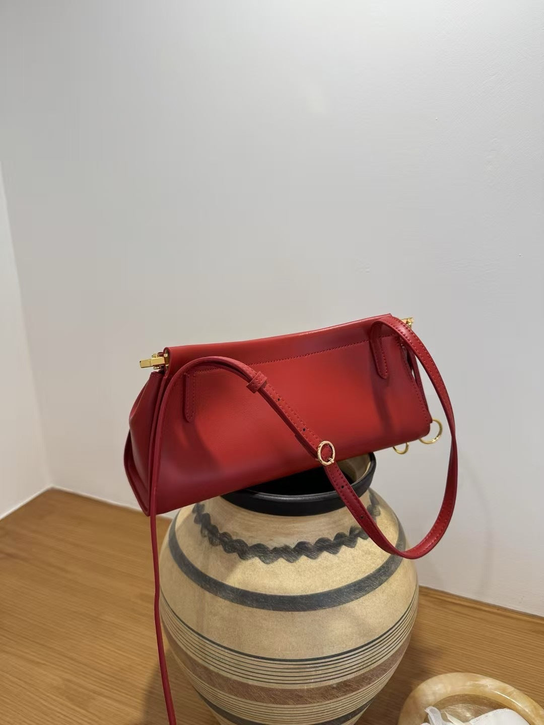 Innovative Pretty Design Fashion Cowhide Portable Women's Shoulder Bag