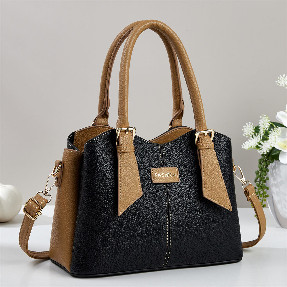Comfortable Cool Women's High-grade Versatile Design Women's Handbag
