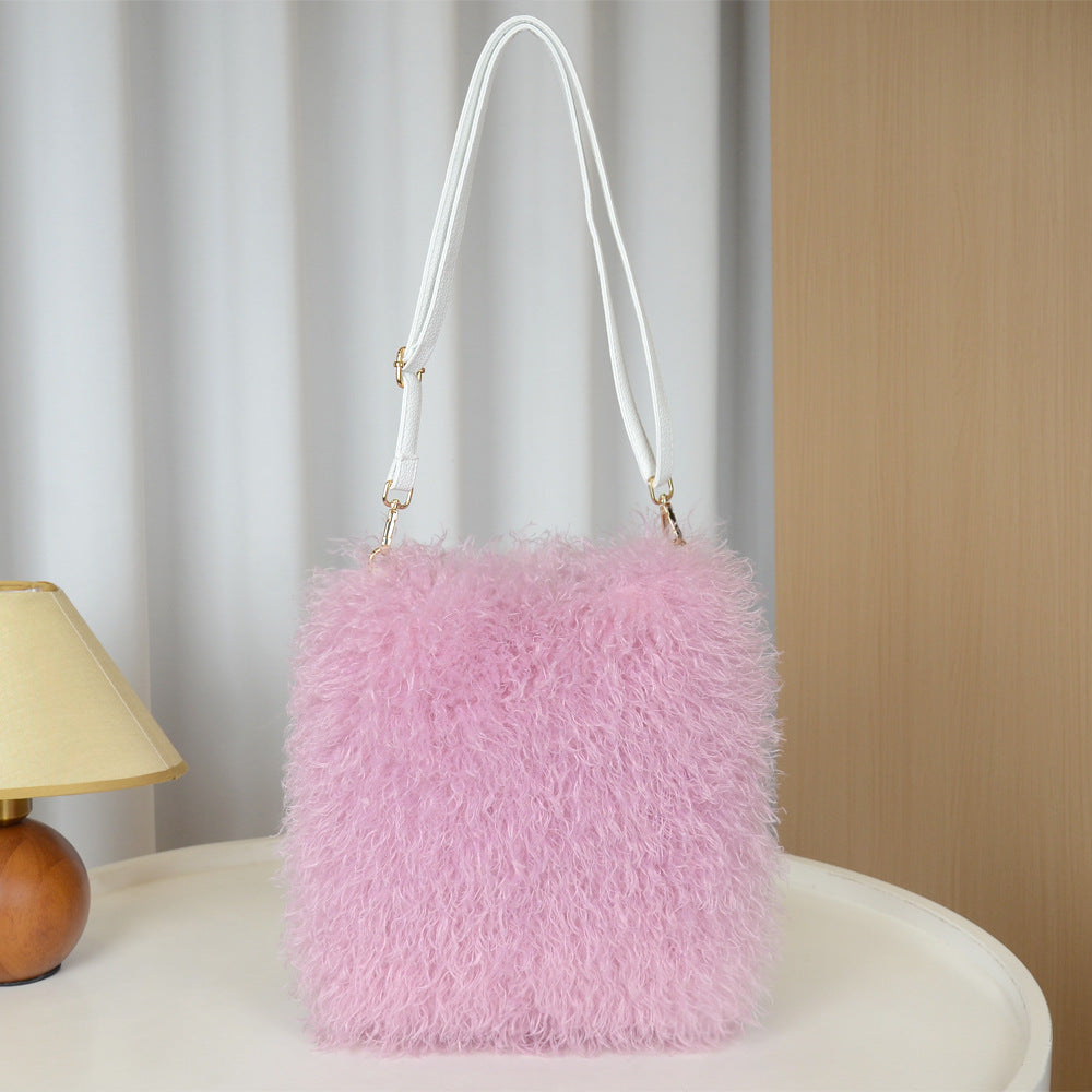 Women's Plush Fashion Simple Imitation Tan Sheep Western Style Hand Women's Messenger Bag