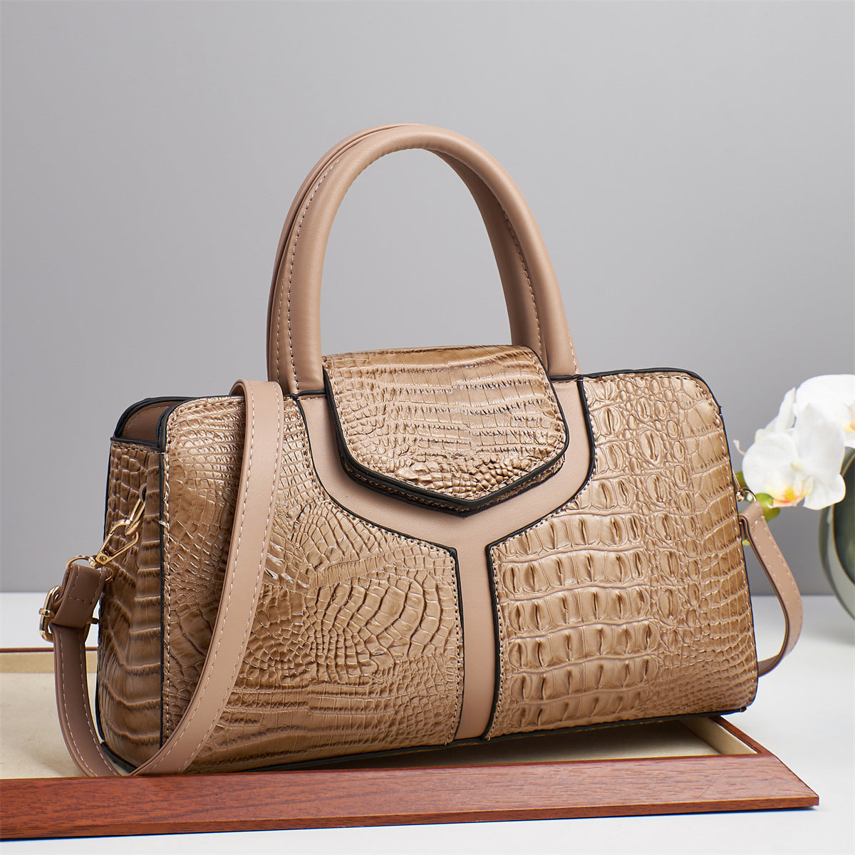 Women's Popular Commuter Textured Crocodile Pattern Printed Large Capacity Bags