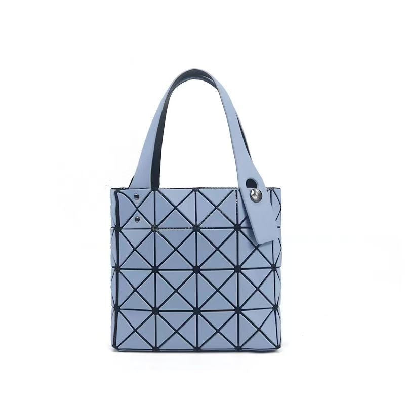 Women's Simple Rhombus Stitching Geometric Folding Commuter Chain Handbags