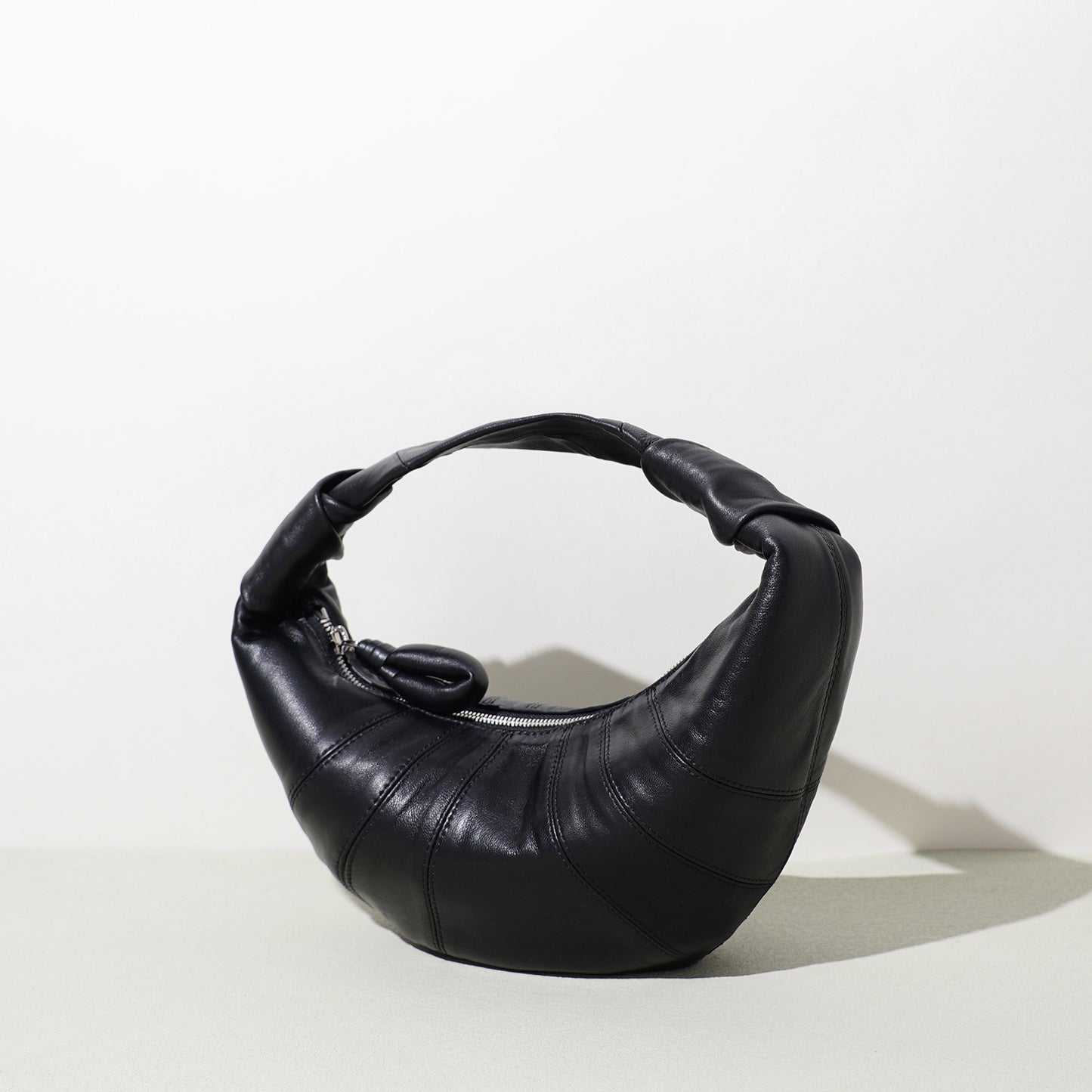 Niche Design Croissant Kosong Sheepskin Dumpling Women's Clutch