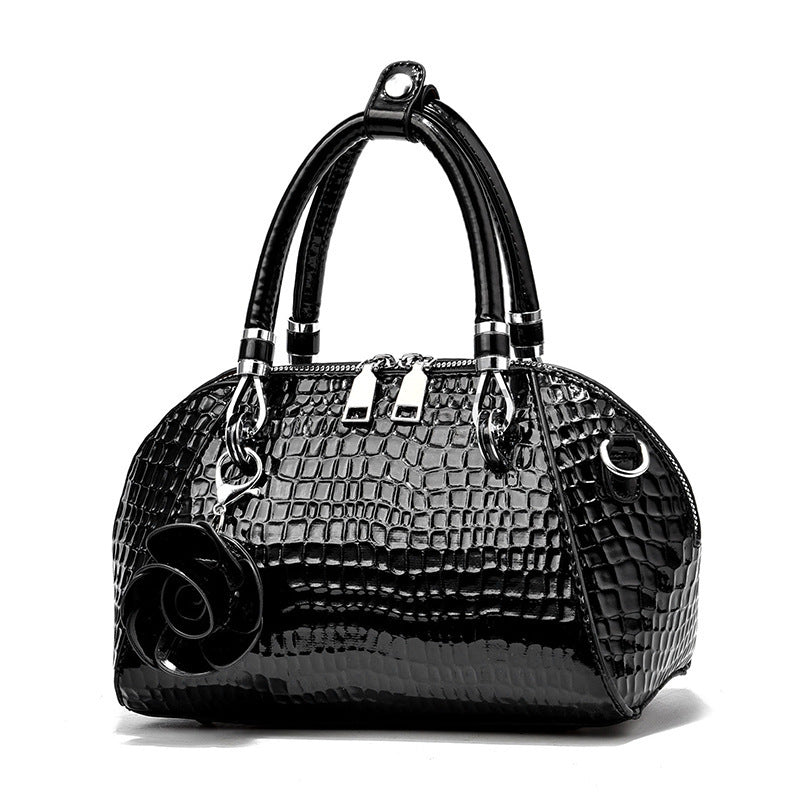 Stylish Women's Crocodile Pattern Shell Trend Women's Shoulder Bag