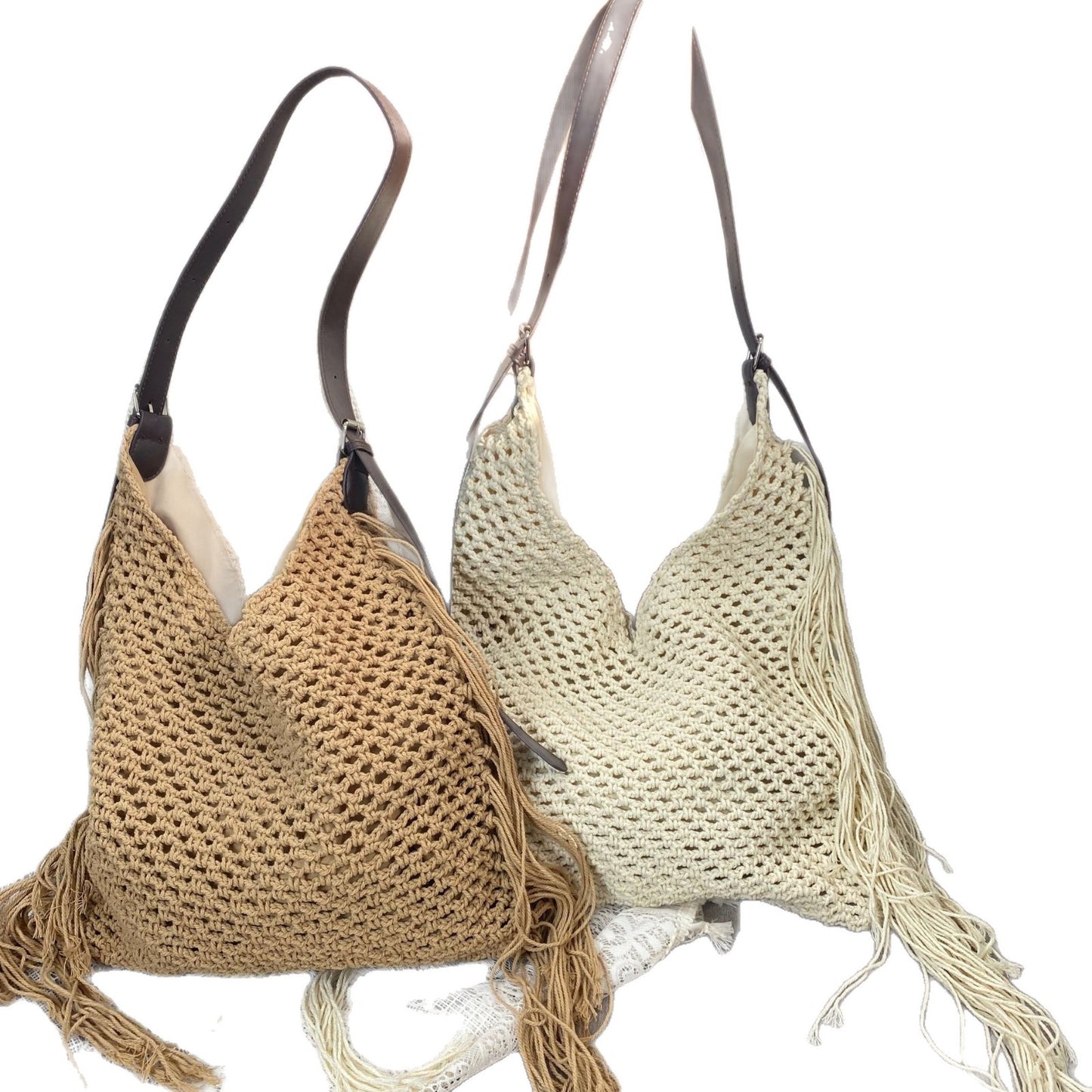 Women's Retro Tassel Hollow Beach Commuter Fashionable Women's Shoulder Bag