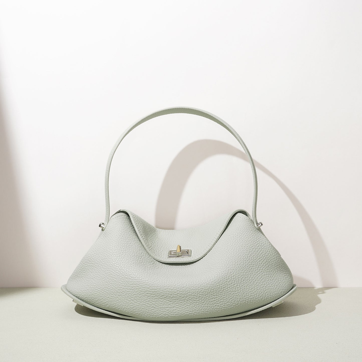 Women's Genuine Leather Niche Advanced Texture Commuting Fashion Bags