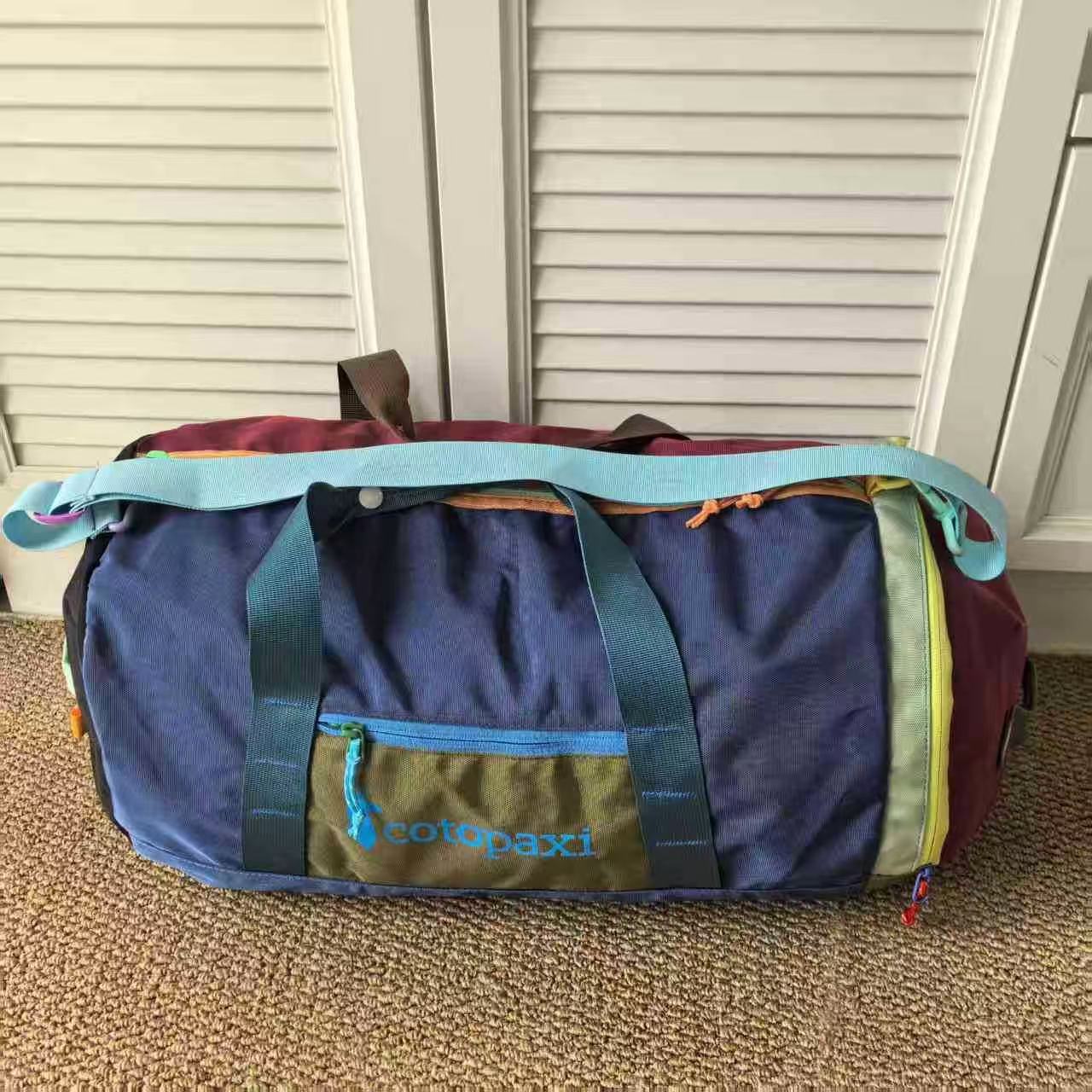 American Alpaca Dopamine Large Capacity Versatile Workout Women's Handbag