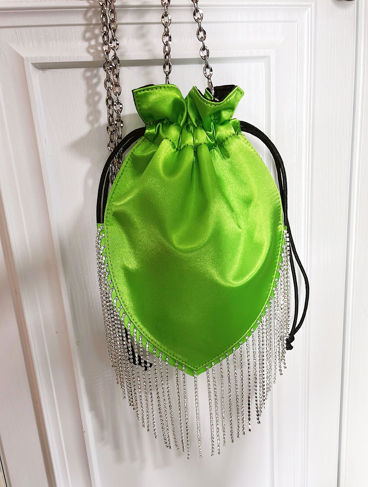 Women's French Satin Tassel Mobile Shiny Chain Women's Shoulder Bag