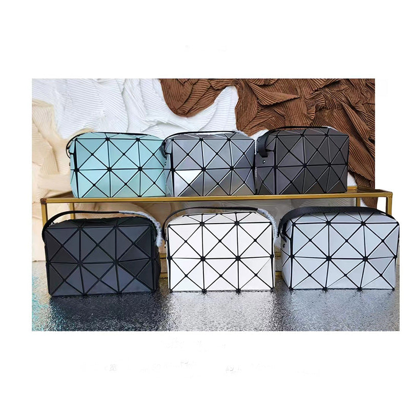 Women's Life Cupid Geometric Fashion Rhombus Mobile Phone Bags
