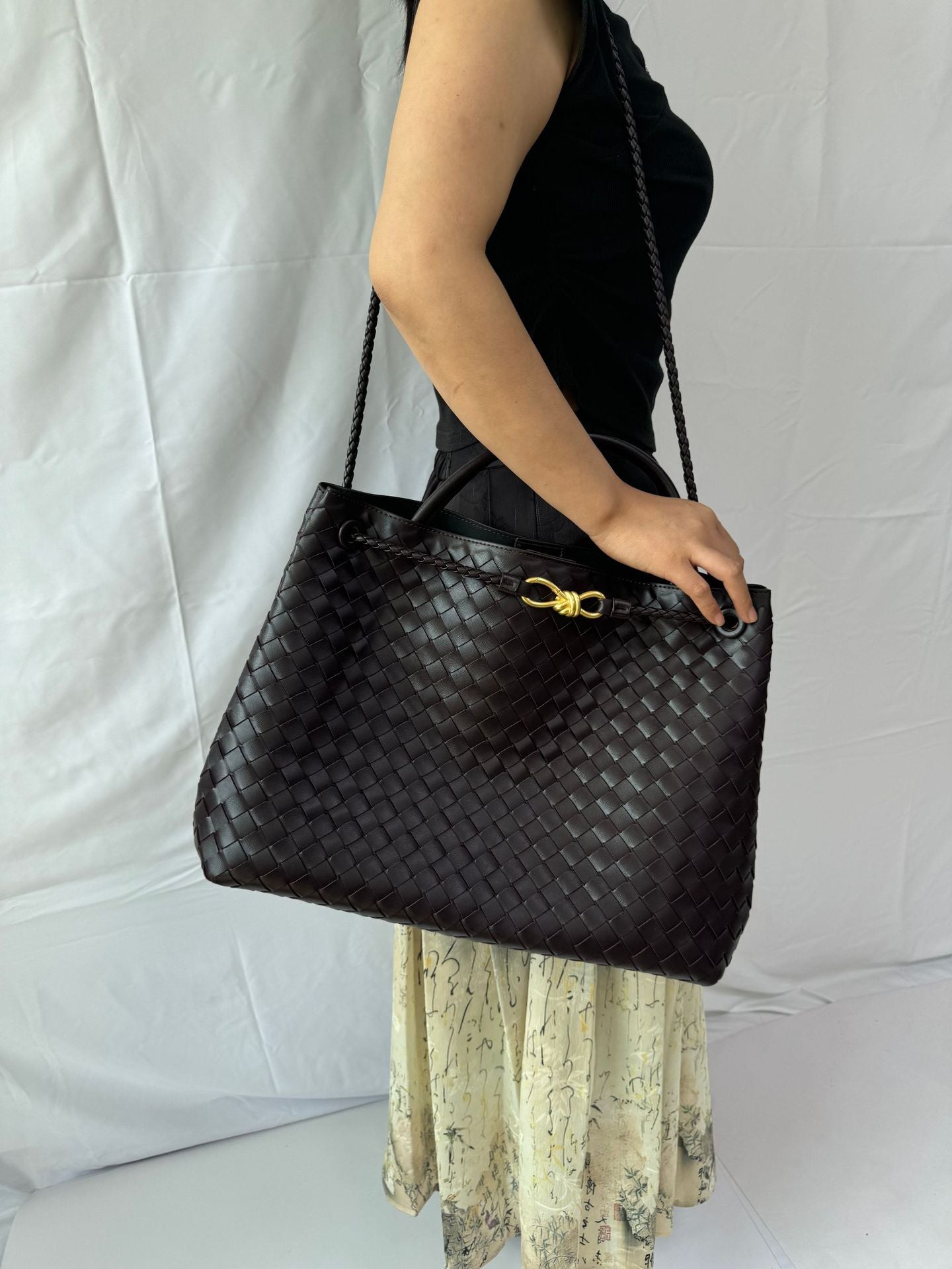 Women's Bow Metal Cord Fastener Woven Genuine Leather Bags
