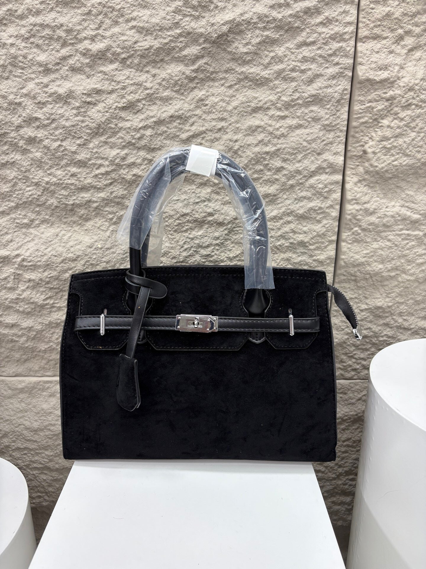 Elegant Portable Deerskin Veet Commute Retro Women's Handbag