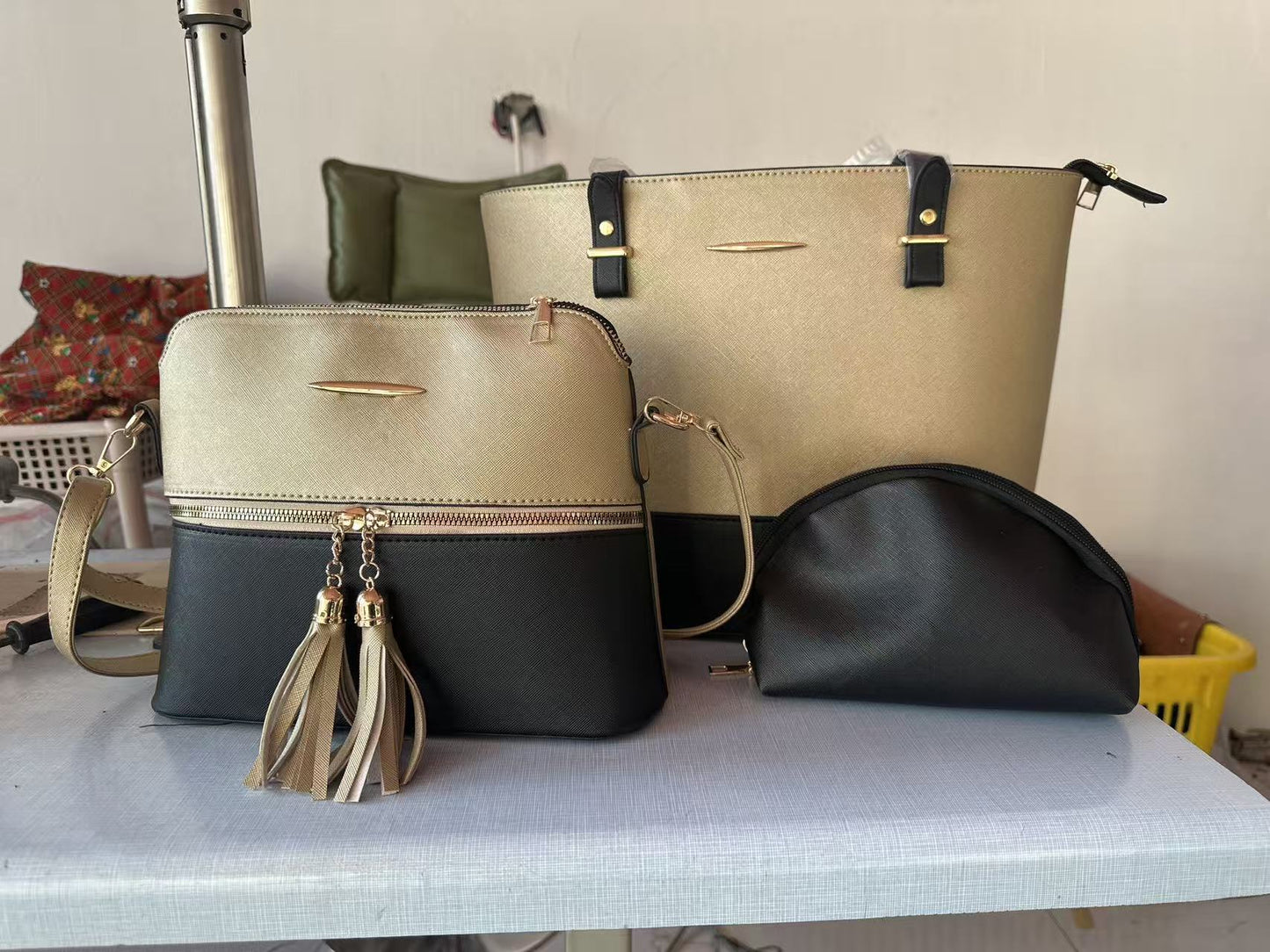 Women's Capacity Match Sets Fashion Popular Stitching Portable Women's Handbag