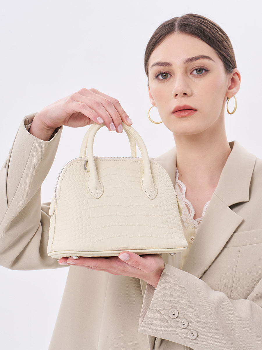 Women's Layer Cowhide Large Capacity Commuter Genuine Handbags