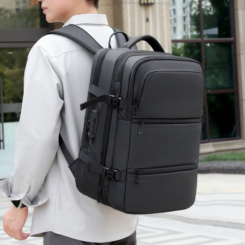 Men's High-grade Fashion Large Capacity Computer Business Backpack