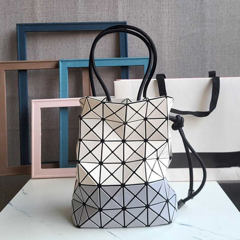 Women's Drawstring Two Colors Glossy Diamond Plaid Women's Messenger Bag