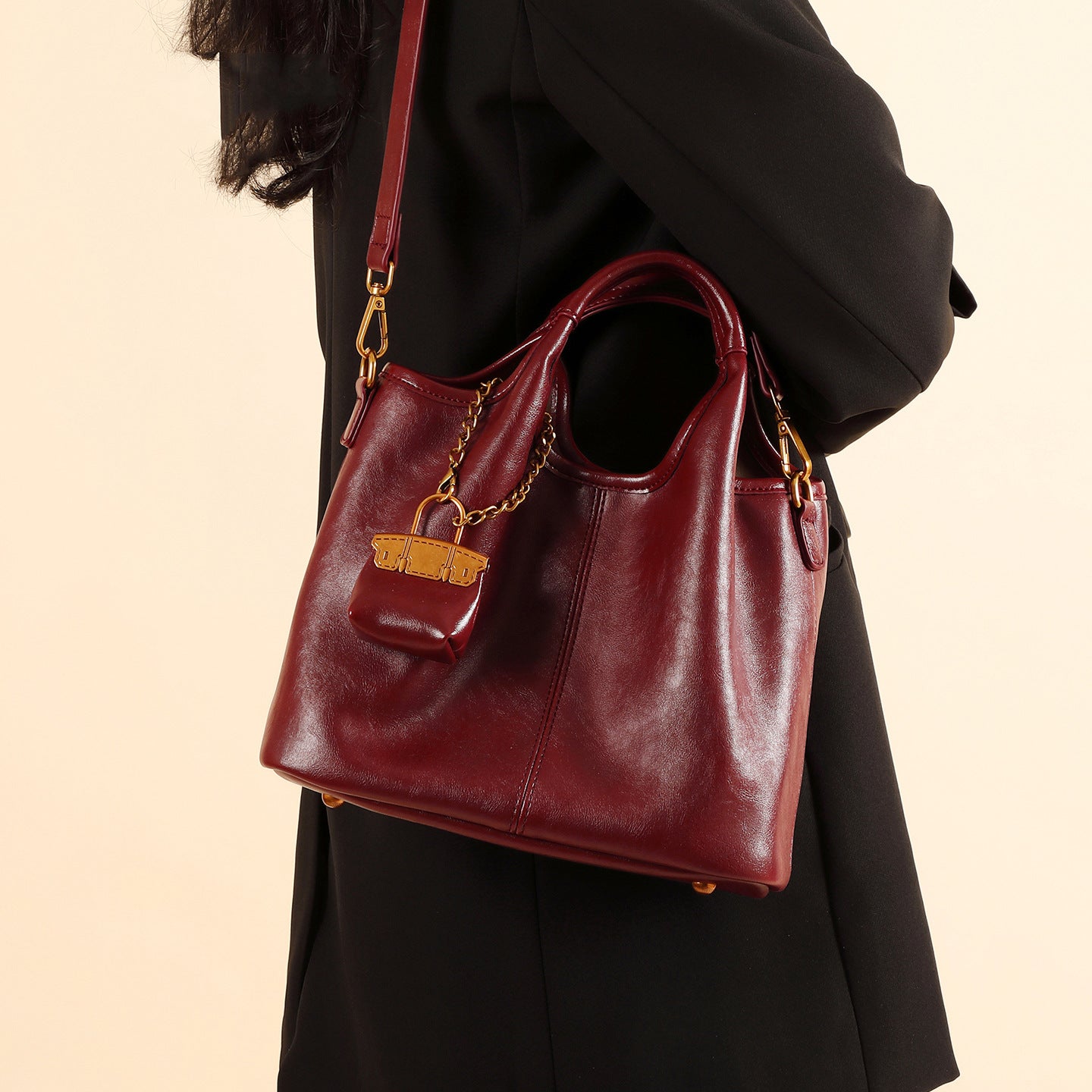 Red Bridal Daily Available Commuter Single Portable Women's Shoulder Bag