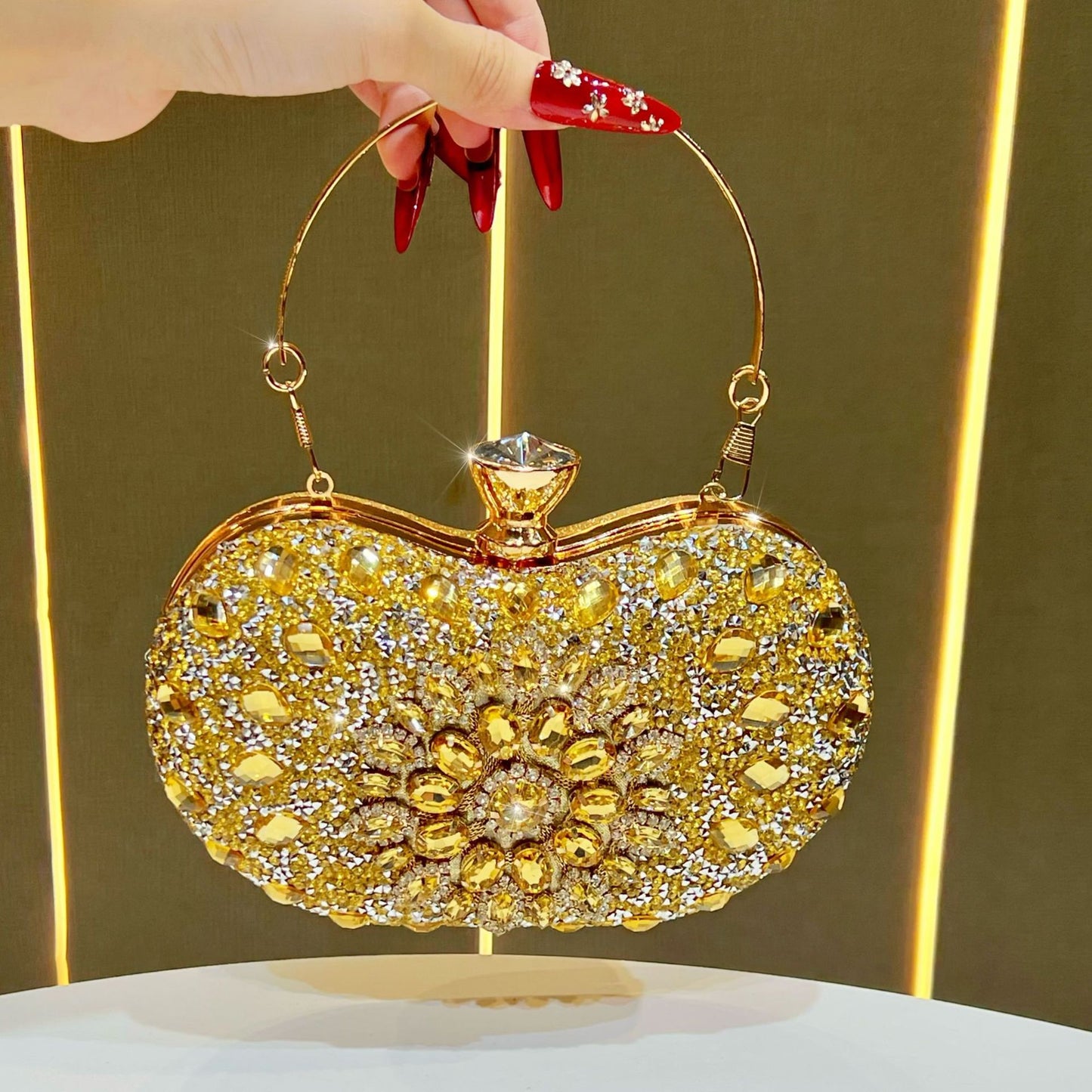 Women's Diamond Affordable Luxury Fashion The Party Hand Dinner Bag