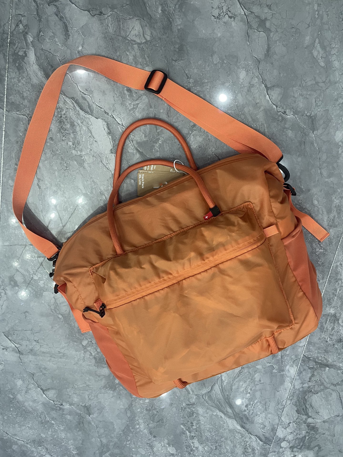 Graceful Waterproof Lightweight Large Capacity Trendy Men's Tote