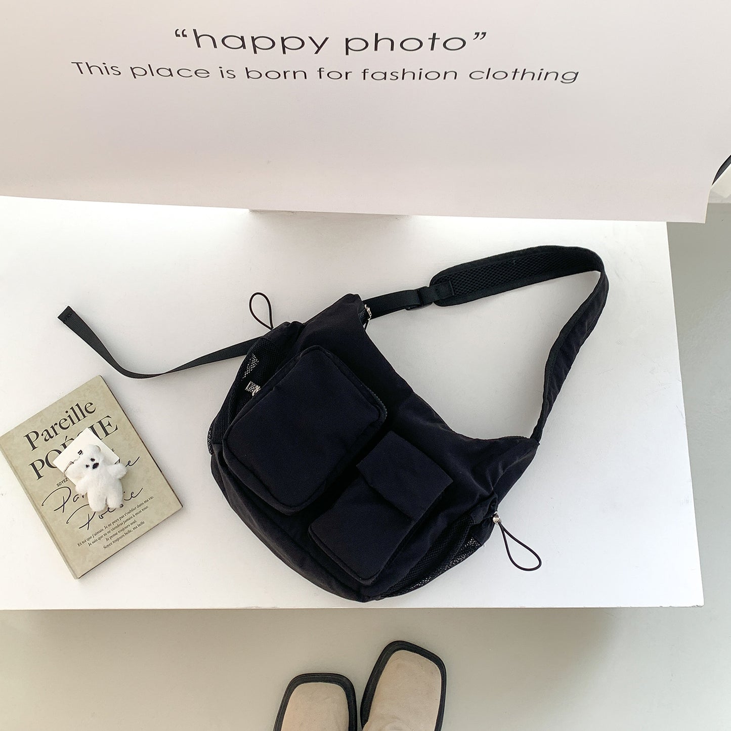 Women's Spring Nylon Cloth Lightweight Dumpling Solid Color Women's Shoulder Bag