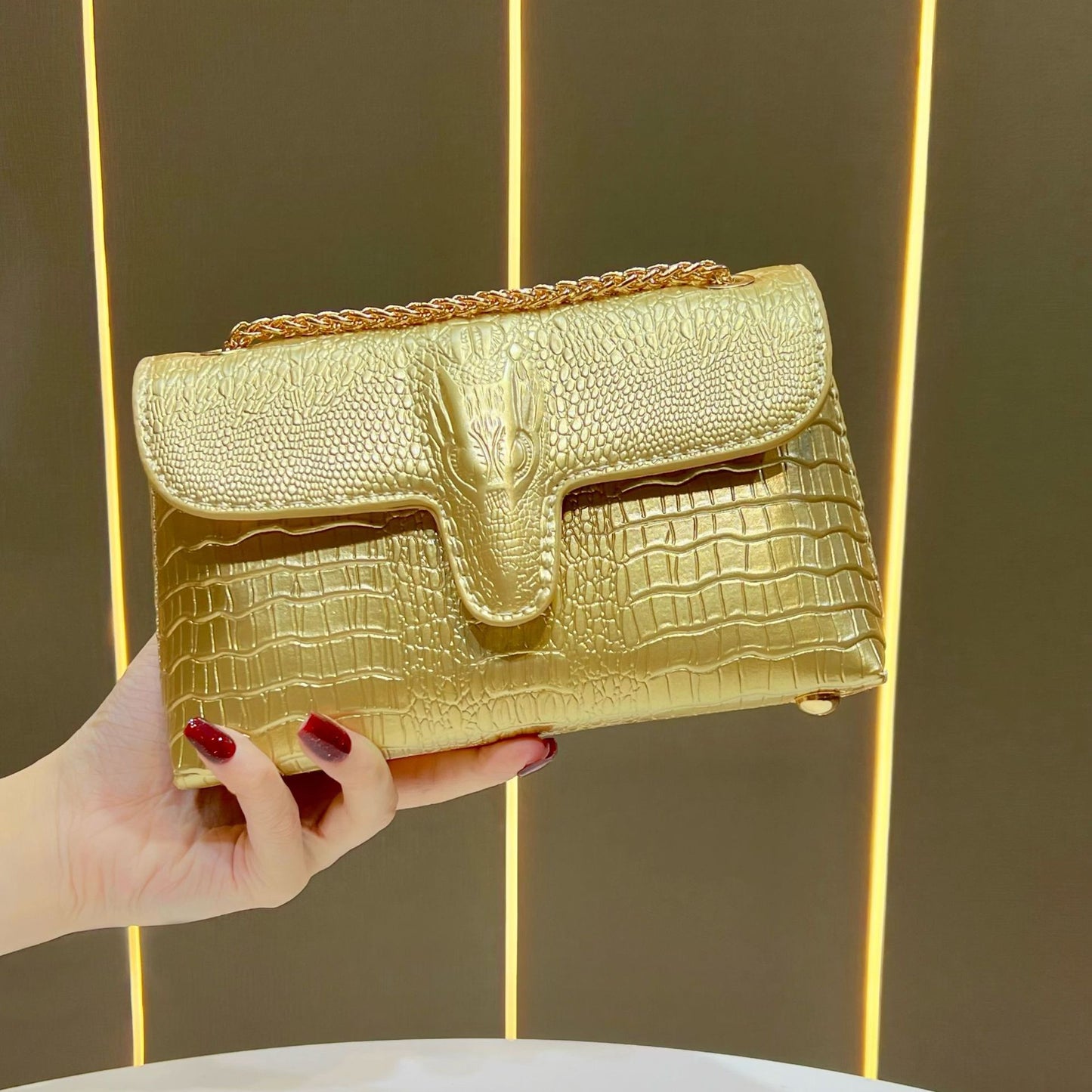 Light Luxury Underarm Banquet Chain Clutch Dinner Bag
