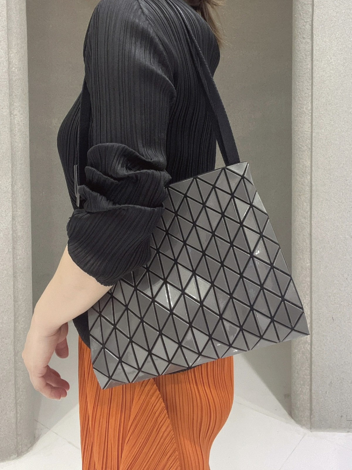Women's Rhombic Vertical Honeycomb Fashion Metal Diamond Bags