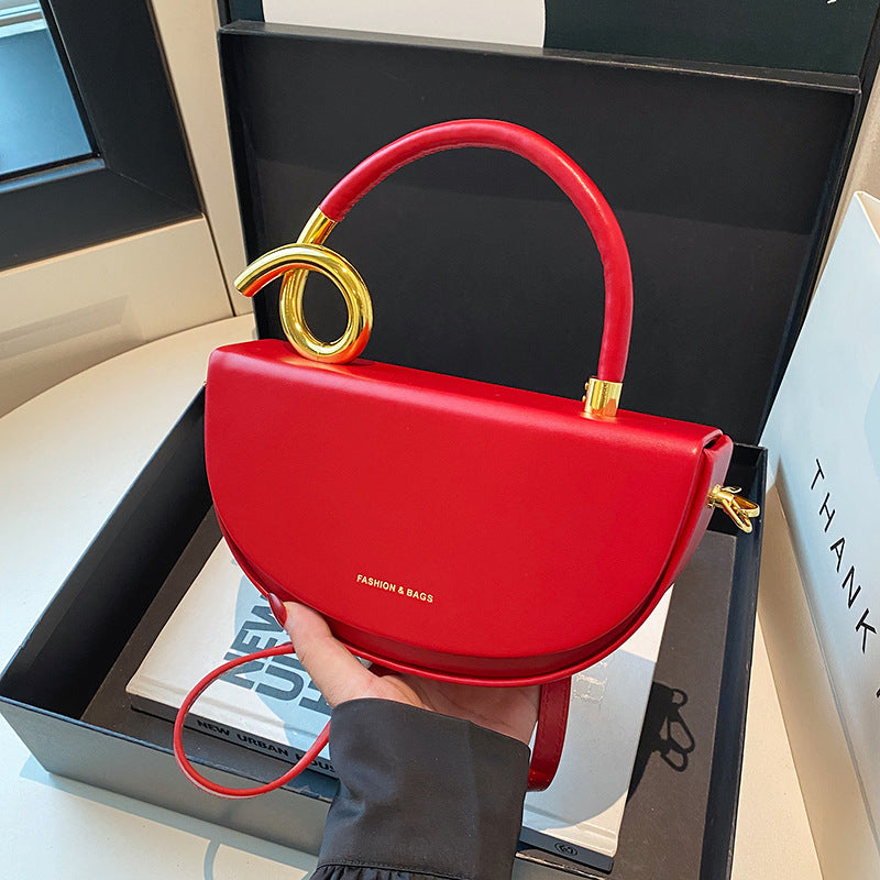Women's Fashion Trendy Saddle Texture Underarm Leisure Shoulder Bags
