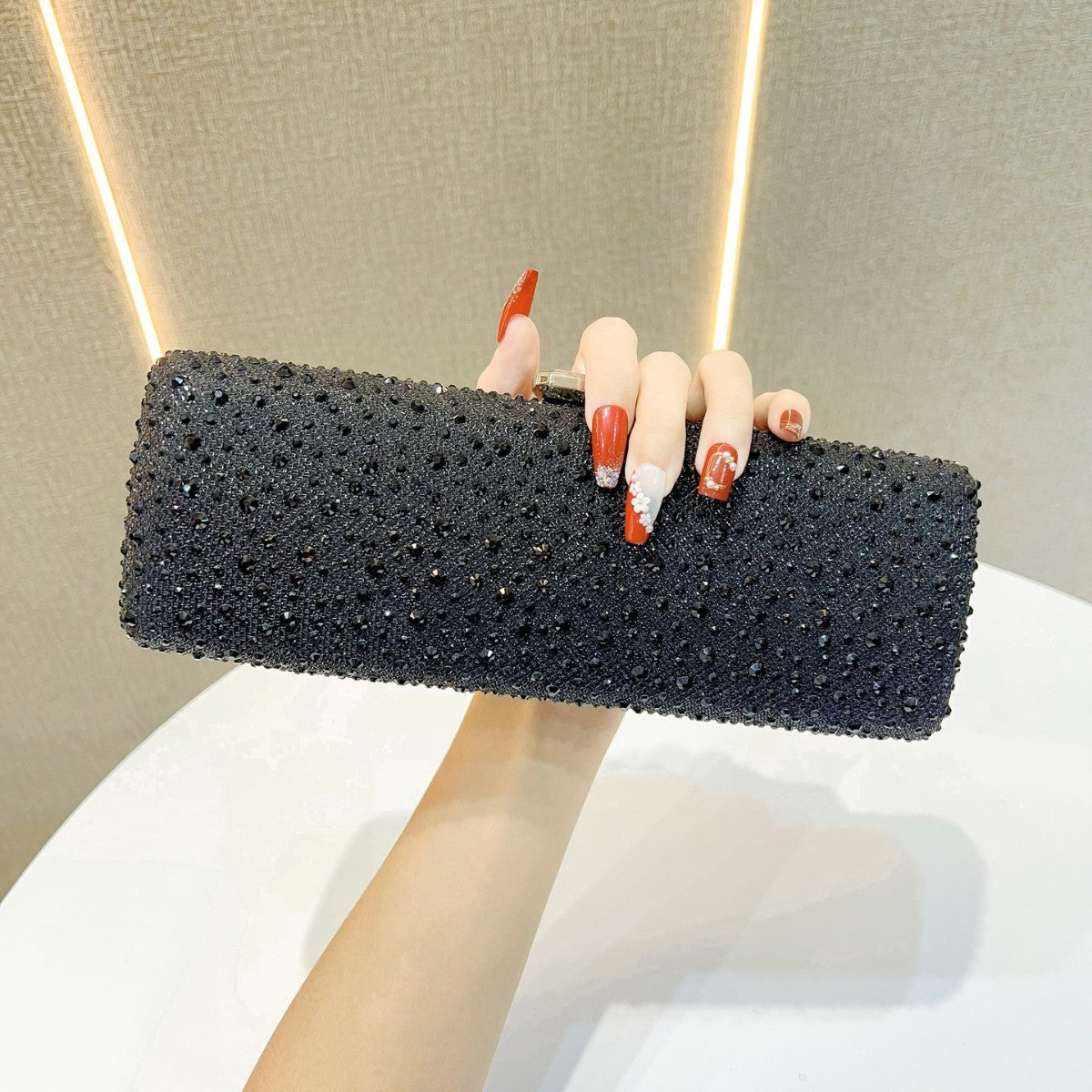 High-grade Full Diamond Shiny French Mobile Women's Clutch