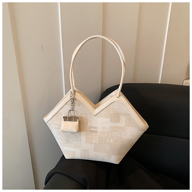 Women's Capacity Commuter Fashion High Sense Korean Women's Shoulder Bag