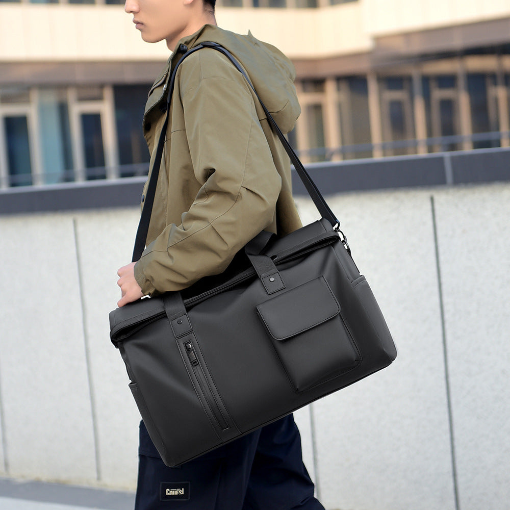 Men's Large Capacity Dry Wet Separation Storage Men's Shoulder Bag