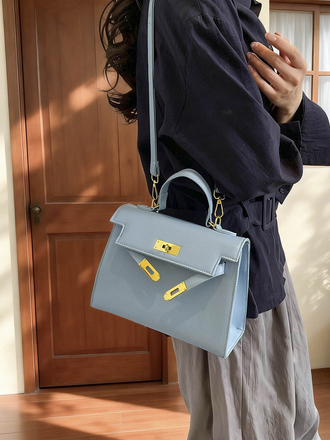 Women's Affordable Luxury Fashion Portable Callie Advanced Texture Small Square Bag