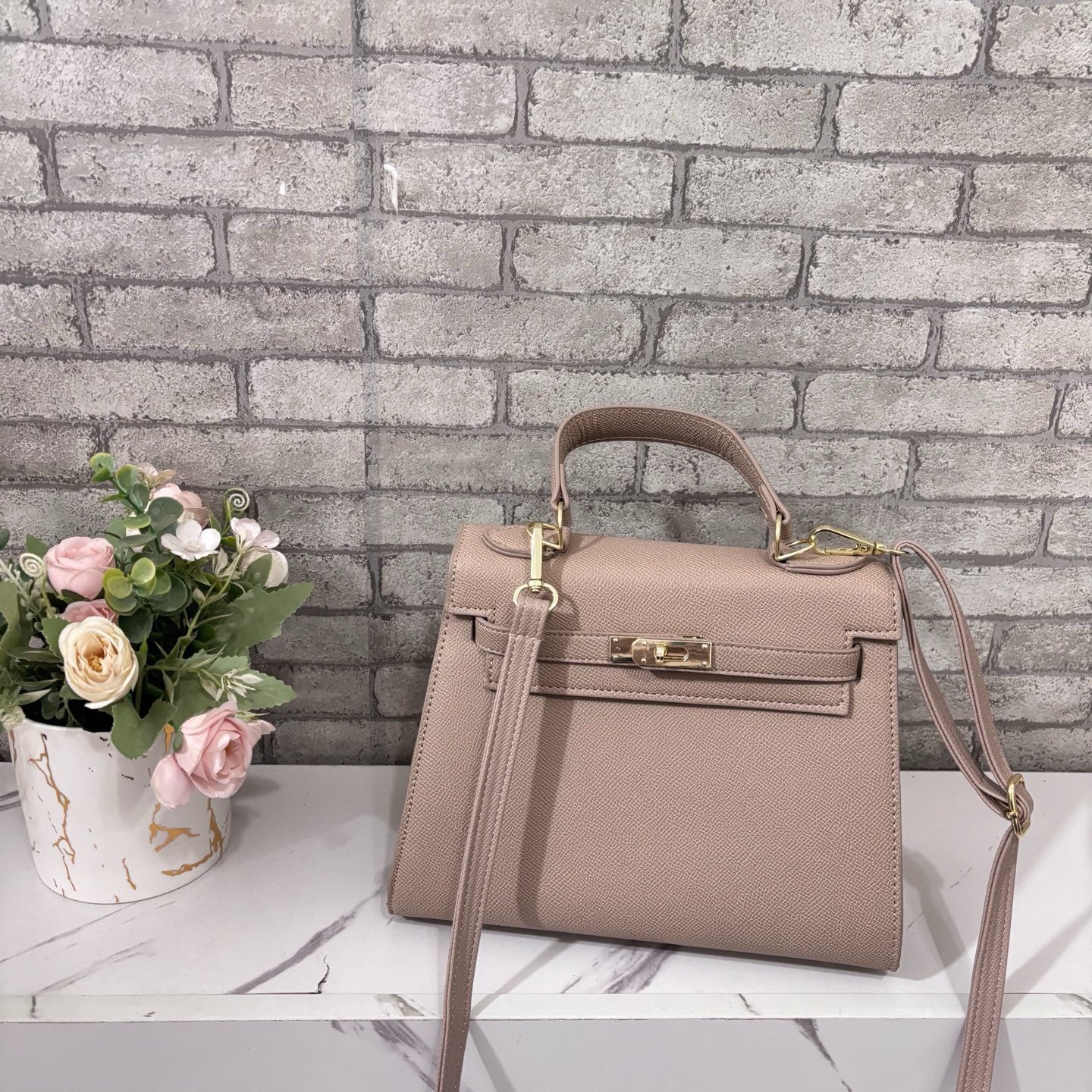 Women's Trendy Second Generation Fashion Kelly Fashionable Women's Messenger Bag