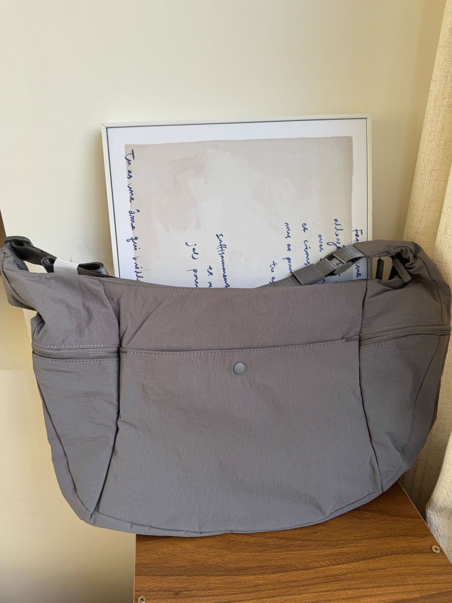 Women's Dew Nylon Croissant Large Capacity Commuter Dumpling Women's Messenger Bag