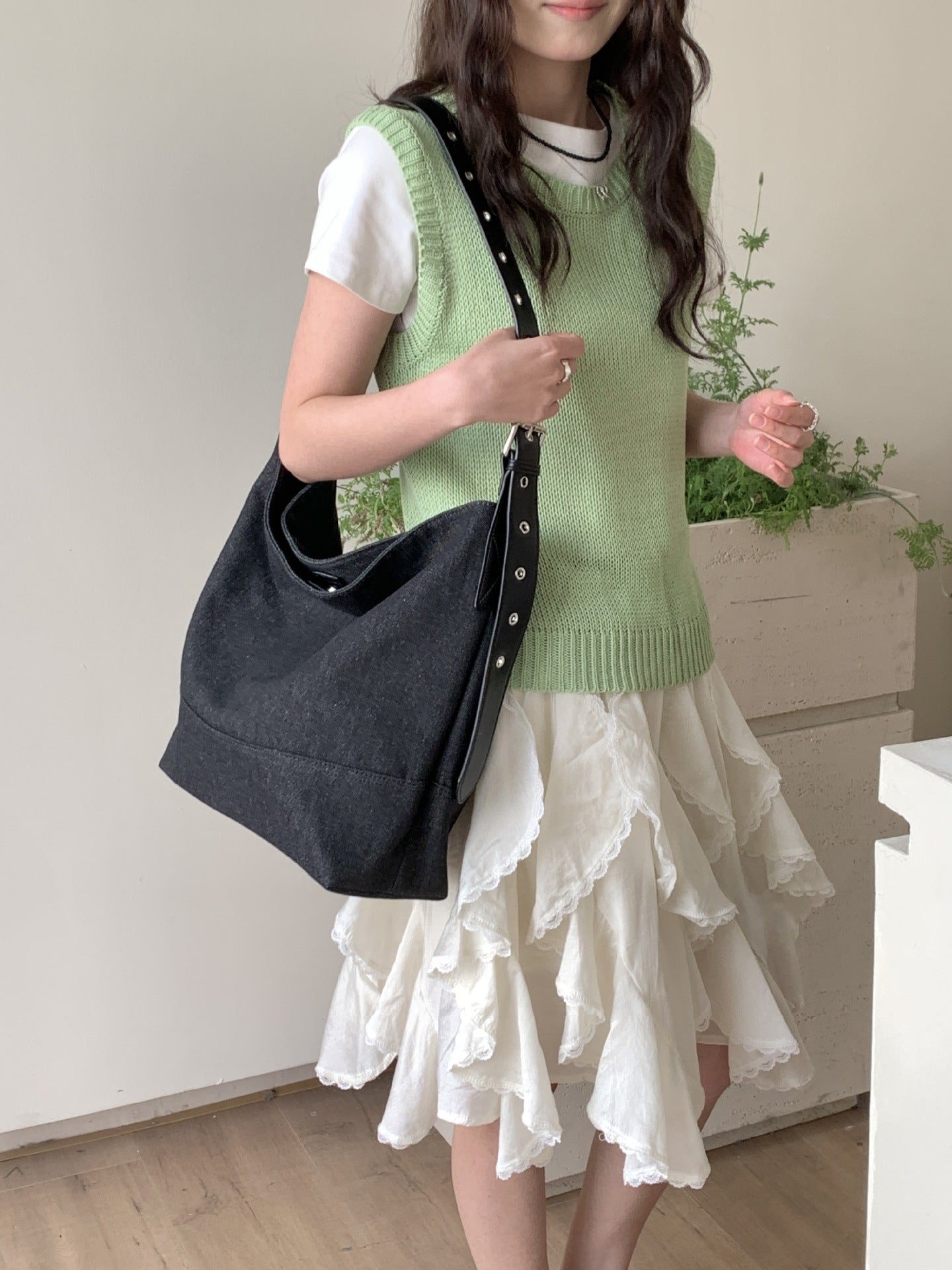 Women's Canvas Stitching Leather Niche Large Capacity Tote Bags