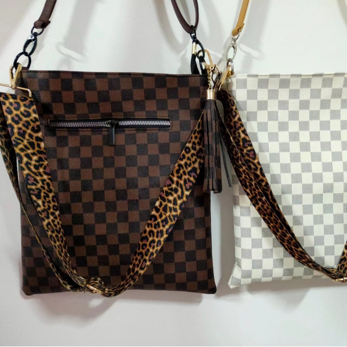 Women's Plaid Black Bright Leopard Print Cows Pattern Sunflower Zipper Vertical Women's Shoulder Bag