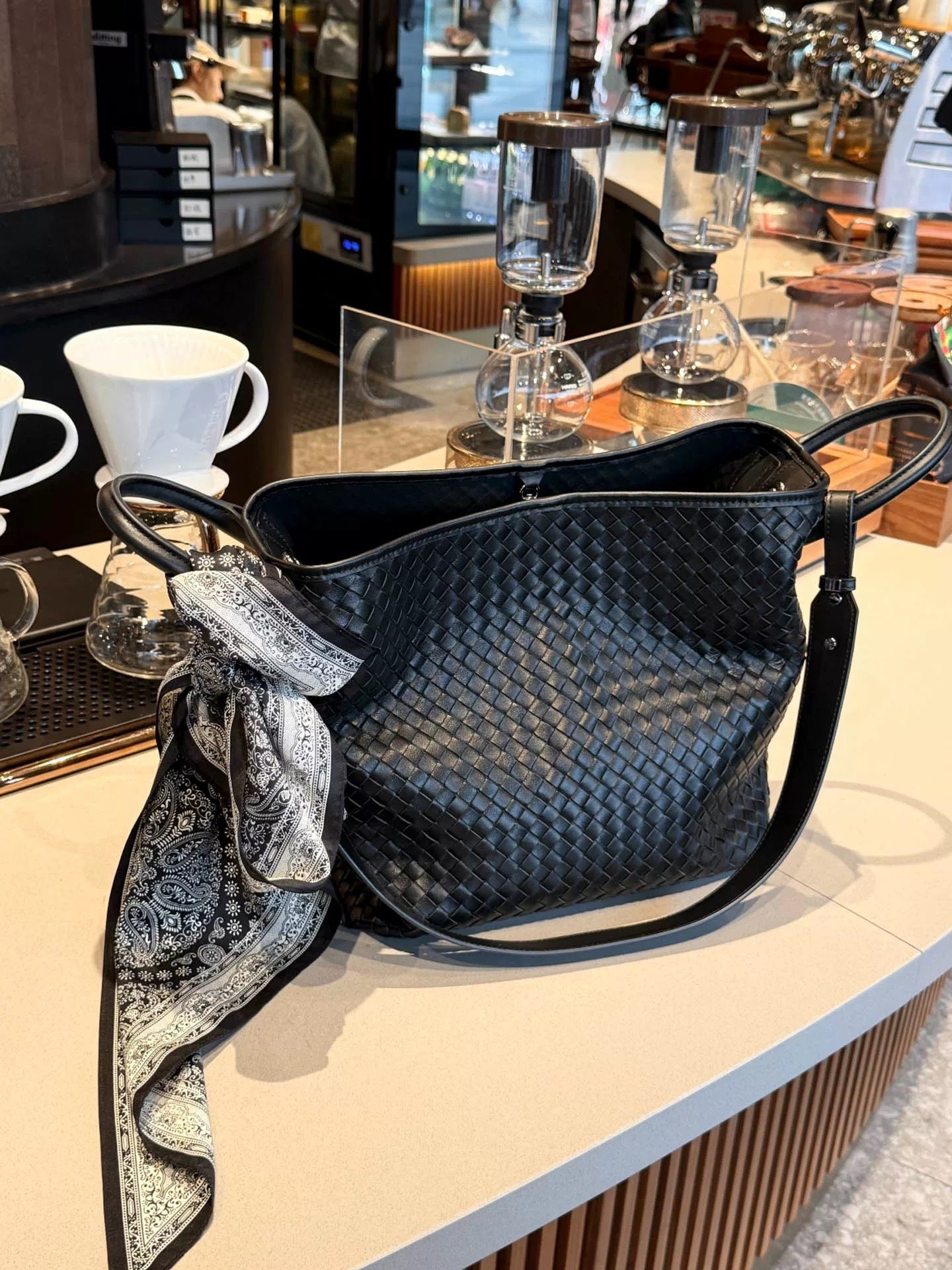 Women's Hand-woven Vegetable Basket Large Capacity Commute Portable Cross Tote Bag