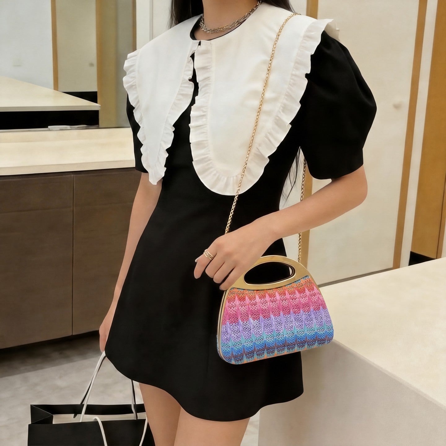 Women's Woven Shell Fresh Literature Art Versatile Chain Bags